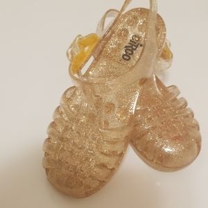 GOLD GLITTER JELLY SANDALS